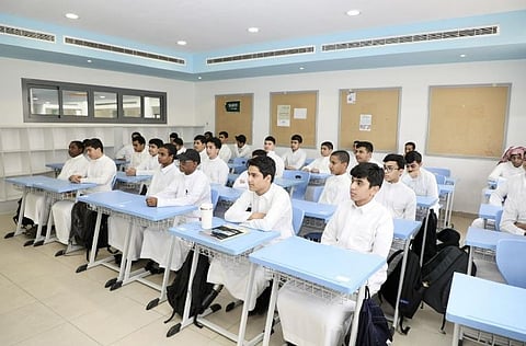 تبدأ خلال ساعات.. مواعيد الاختبارات النهائية 1447 والإجازة الصيفية في المملكة