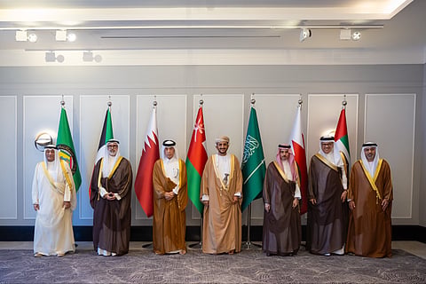 وزير الخارجية يشارك في الاجتماع التشاوري الوزاري الخليجي بالأردن