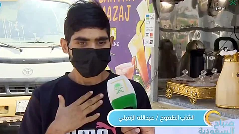 بالفيديو.. «الزميلي» شاب من ذوي الإعاقة بدأ مشوار النجاح من «شاهي الجمر»