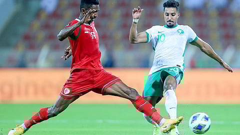 الأخضر يتغلب على عمان بهدف نظيف ويتصدر مع أستراليا المجموعة الثانية