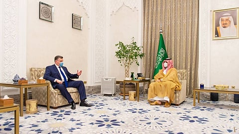 ولي العهد يستقبل رئيس لجنة الشؤون الدولية بمجلس الدوما الروسي