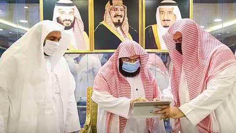 «السديس» يدشِّن التطبيق الإلكتروني «إمام» لإدارة مهام الأئمة والمؤذنين