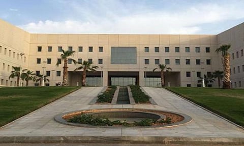 فتح باب التقديم على الترقية لشاغلي الوظائف التعليمية أواخر صفر