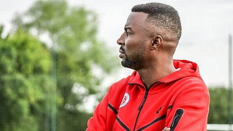 هوساوي ينضم لشاتورو الفرنسي.. ويعد بإعادة الفريق إلى مكانه الطبيعي