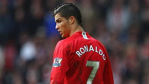 رونالدو «العائد» يُسجل ثنائية ويقود مانشستر يونايتد للفوز على نيوكاسل