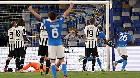 يوفنتوس يواصل عروضه السيئة ويخسر أمام نابولي في الدوري الإيطالي