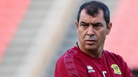 مدرب الاتحاد السابق يواصل المعاناة في البرازيل