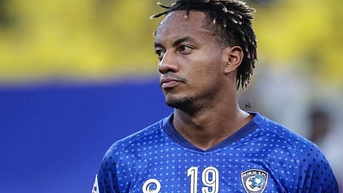 لاعب الهلال كاريلو ينضم إلى قائمة الأربعة الغائبين أمام الإتفاق