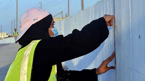 أمانة الشرقية تطلق أعمال أطول جدارية في المملكة