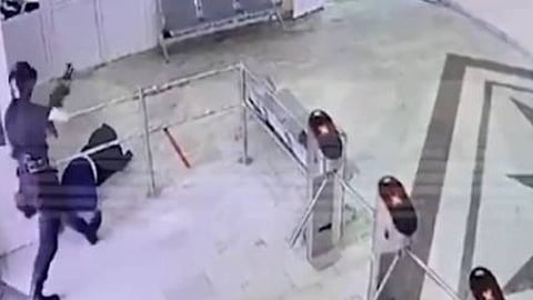 فيديو يوثق لحظة قتل أحد طلاب جامعة بيرم الروسية