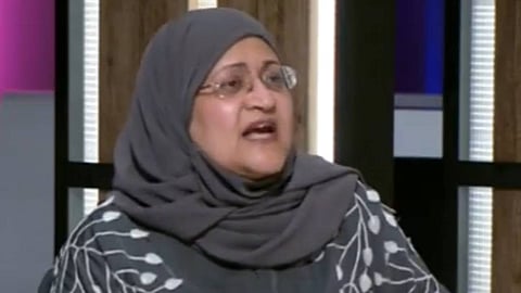 كيف يتعامل الوالدان مع تساؤلات الأطفال المحرجة؟.. مختصة توضح