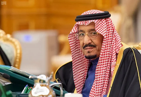 الملك سلمان: إيران دولة جارة.. ونأمل أن تؤدي محادثاتنا الأولية معها لنتائج ملموسة