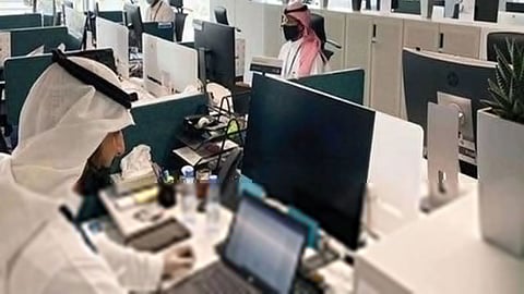 الانضباط الوظيفي: انتهاء الخدمة لا يمنع من توقيع الجزاء على المخالف