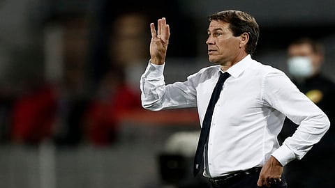 تطور مهم في مساعي النصر للتعاقد مع مدرب جديد