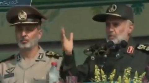 قائد عسكري إيراني يعترف بتبعية 6 جيوش عقائدية لطهران في 5 دول عربية