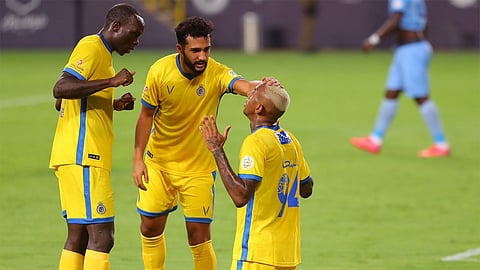 إصابة قوية للاعب النصر قبل مواجهة أبها في الدوري