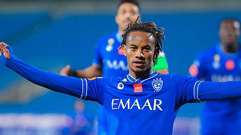 رغم إصابته.. منتخب بيرو يستدعي كاريلو