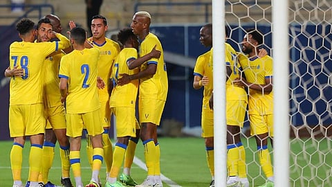 مدرب كبار فرنسا يقترب من تدريب النصر