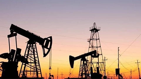 أسعار النفط تسجّل ارتفاعاً للجلسة الخامسة على التوالي