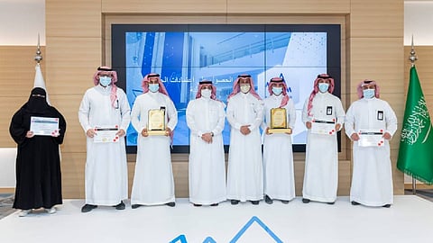 الأكاديمية المالية تحصل على شهادتي الأيزو العالمية 9001 و10002