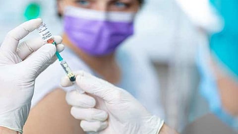 الغذاء والدواء الأمريكية تتجه للسماح بنصف جرعة معززة من موديرنا