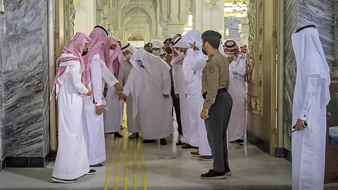 تدشين مسار للأشخاص ذوي الإعاقة البصرية في المسجد الحرام