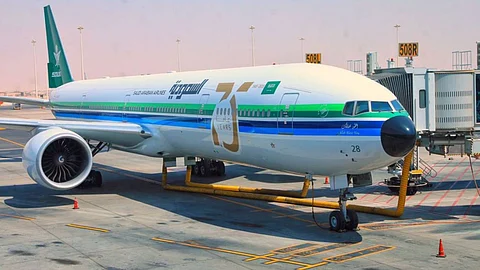 الخطوط السعودية تحتفي بذكرى أول رحلة للملك المؤسس
