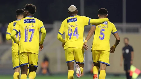 بالفيديو.. النصر يحسم الشوط الأول أمام أبها بثنائية «المتألق» تاليسكا