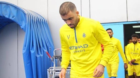 خلاف جديد بين حمد الله والنصر.. تلميحات وتصريحات مثيرة