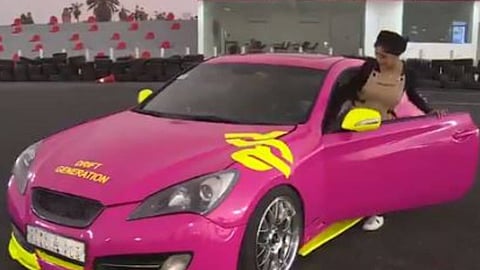 سعوديات يطرقن باب سباقات «الدريفت» بجدة.. وإحدى المشاركات: عشت عالمًا آخر