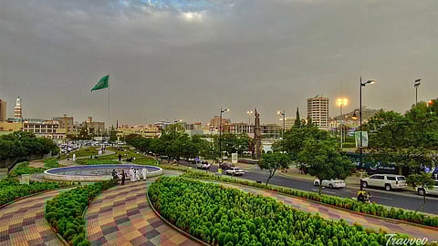 رياح شديدة وأمطار رعدية.. تنبيه من «أمن الطرق» لقائدي المركبات بعسير