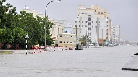 الإعصار شاهين.. تعليق الدراسة في جميع المدارس بمحافظتين بسلطنة عُمان