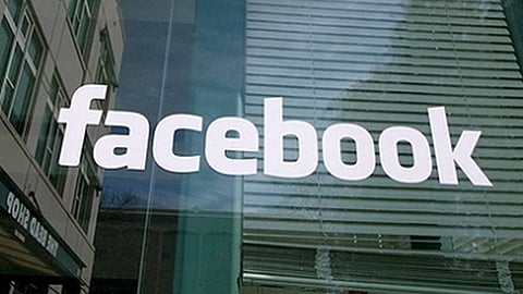 «فيسبوك» يستبعد وجود هجوم إلكتروني وراء تعطل خدماته