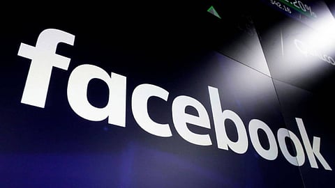 «إجراء تم صباح يوم العطل».. شركة خدمات إنترنت تكشف سر أزمة «فيسبوك»