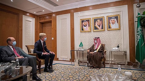 وزير الخارجية والمبعوث الأممي يبحثان أزمة اليمن