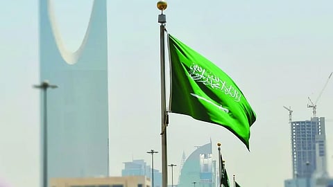 تعرف على طقس السعودية اليوم.. أجواء حارة وأمطار رعدية