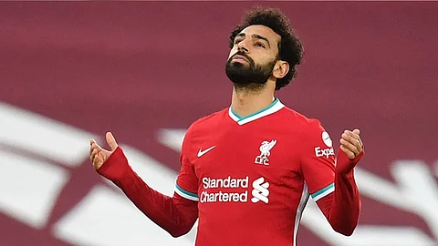 اختيار محمد صلاح لتقديم جائزة «مهمة» في بريطانيا