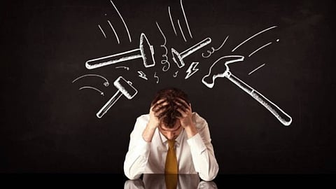كيف يتعامل الرجال والنساء مع الضغوط النفسية؟