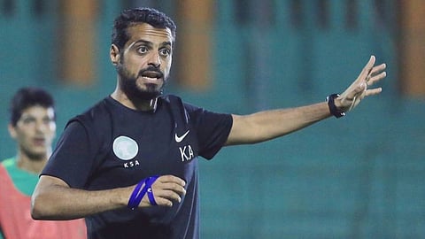 العطوي يعلن رسميًّا موعد رحيله عن تدريب الإتفاق