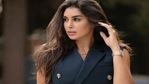 ياسمين صبري تتصدر التريند برفض حضور زفاف شقيقها