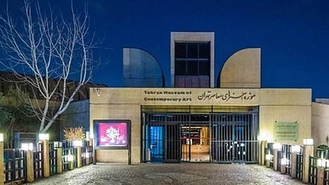 جدل سياسي واجتماعي في إيران بسبب متحف فني