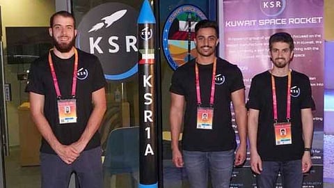 3 كويتيين يبتكرون صاروخًا لاستكشاف الفضاء.. حظي باهتمام 4 دول