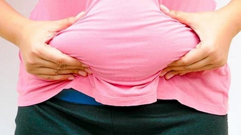 الكشف عن فاكهة تحرق دهون الجسم الخطرة وتخفض الكوليسترول