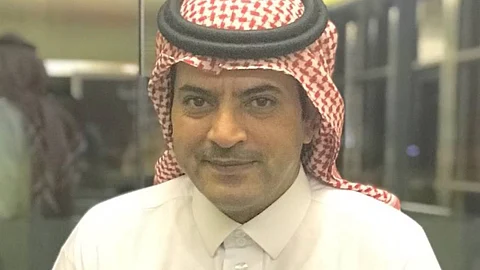 بن زنان ينتقد إدارة ولاعبي النصر.. ويصفهم بأنهم «عالة»