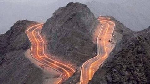 «أمن الطرق» يعلن إعادة افتتاح طريق الهدا في الاتجاهين