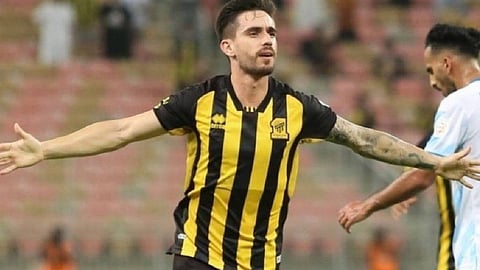 كورنادو ينفرد برقم قياسي في دوري المحترفين بعد مرور 9 جولات