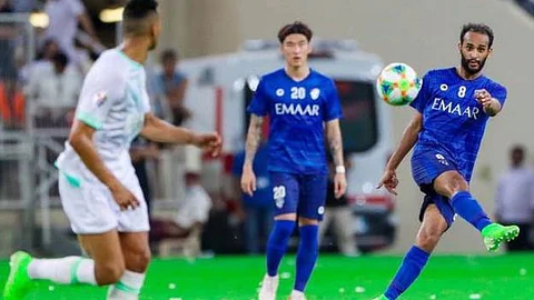 فحوصات تحدِّد مدة غياب نجم الهلال بعد تجدد إصابته
