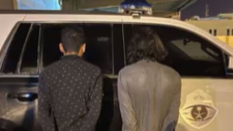 بينهم أطراف مشاجرة ومواطن تباهى بحيازة المخدرات.. 15 متهمًا في قبضة الأمن العام