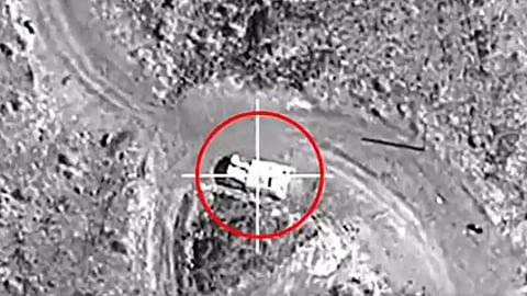 مقطع يوثق ضربات «التحالف» ضد مليشيا الحوثي.. 21 عملية استهداف ومقتل 85 إرهابيًا