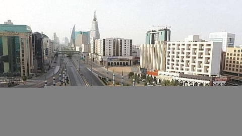 تنبيهات الأرصاد: أمطار رعدية ورياح نشطة على بعض مناطق المملكة